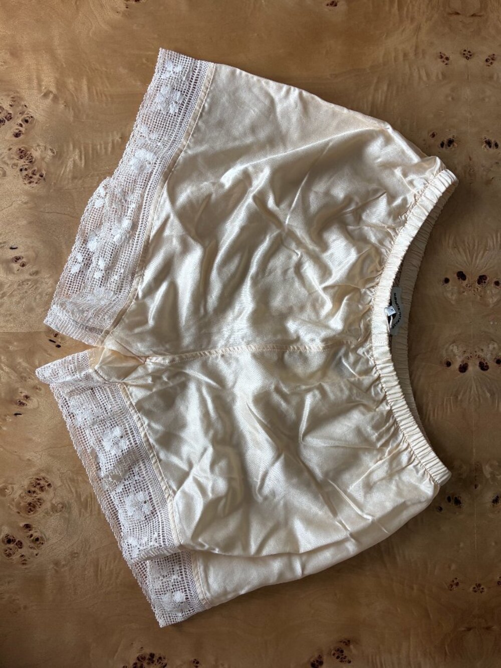 Sonderhaus Silk Boxer Short in Sweet Cream - Picture 8 of 8
